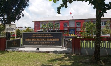 " RAIH PREDIKAT TERBAIK IKPA TAHUN 2024 LAPAS PANGKALAN BUN TERIMA PENGHARGAAN DARI KANWIL DJPb PROVINSI KALTENG " 