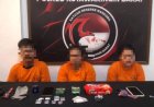 “ POLRES KOBAR BONGKAR SINDIKAT NARKOBA ANTAR KECAMATAN : TIGA PELAKU DIAMANKAN, PULUHAN GRAM SABU SIAP EDAR DIGAGALKAN ”